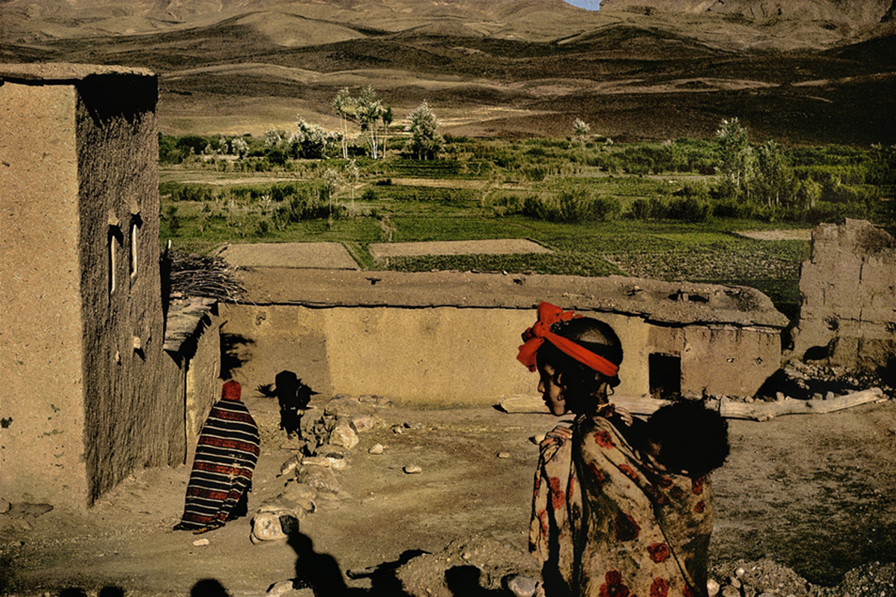 Harry Gruyaert, Msemir Region, High Atlas, Morocco, 1986, Howard Greenberg Gallery, 2019