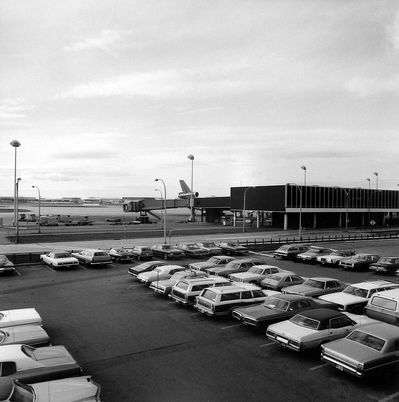 Frank Gohlke: One Thing and Another 2012 Howard Greenberg Gallery