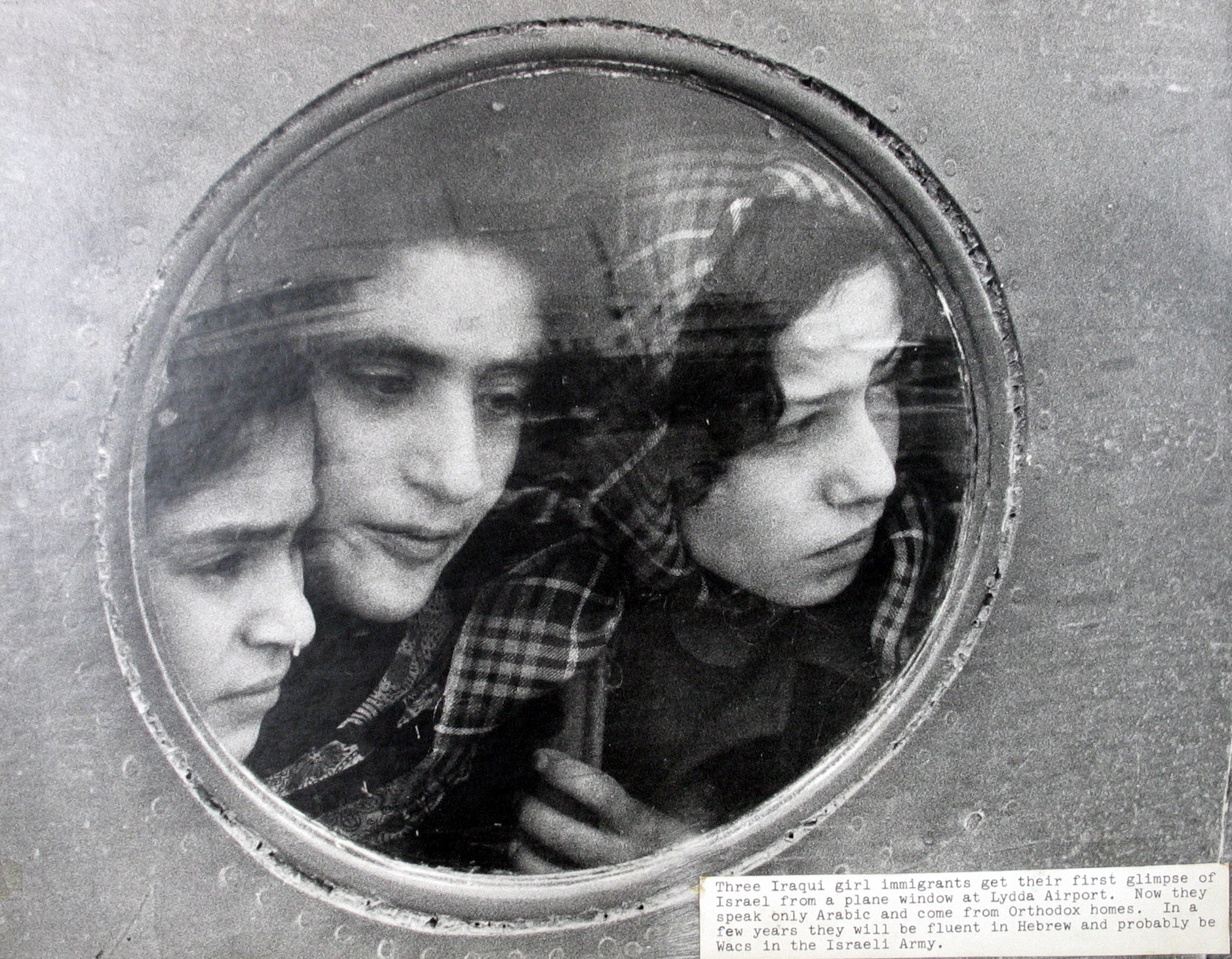 Right of Passage: Youth Culture from Mid-Century 2006 howard greenberg gallery