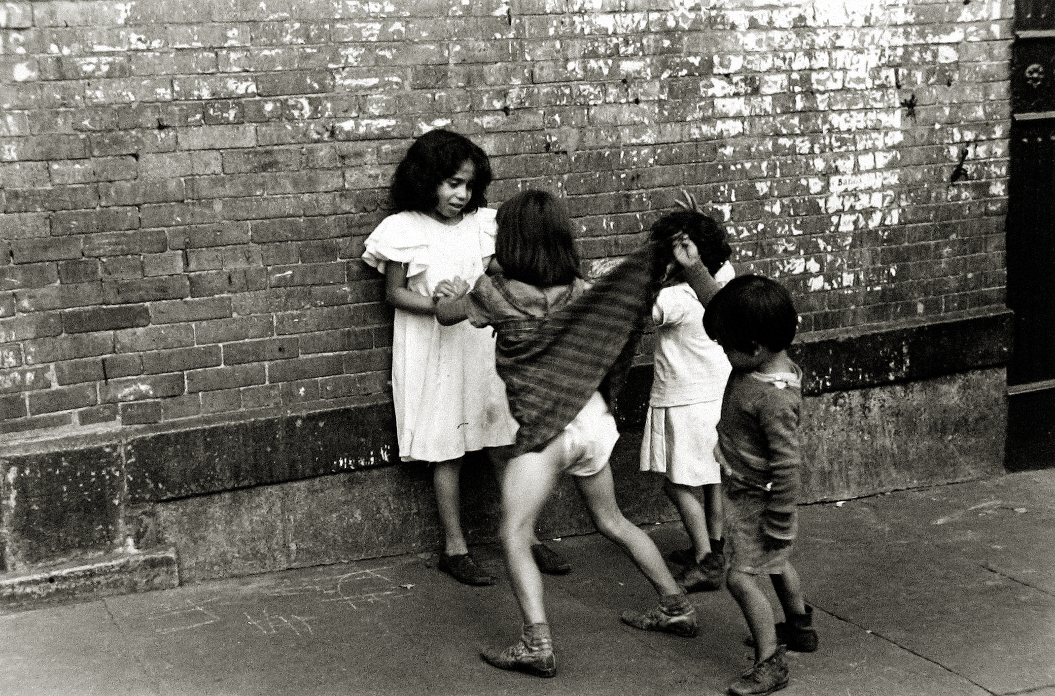 Walker Evans and His Early Circle 2004 Howard Greenberg Gallery