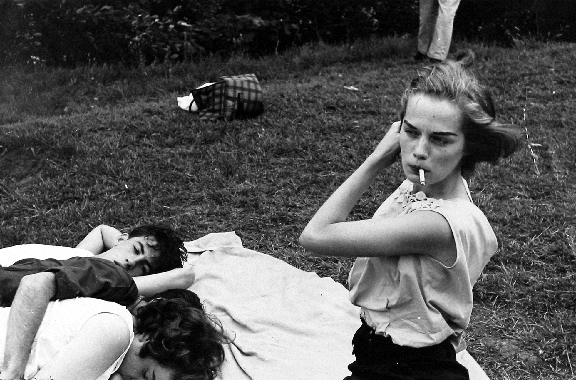 Bruce Davidson Inside/Outside Howard Greenberg Gallery 2003