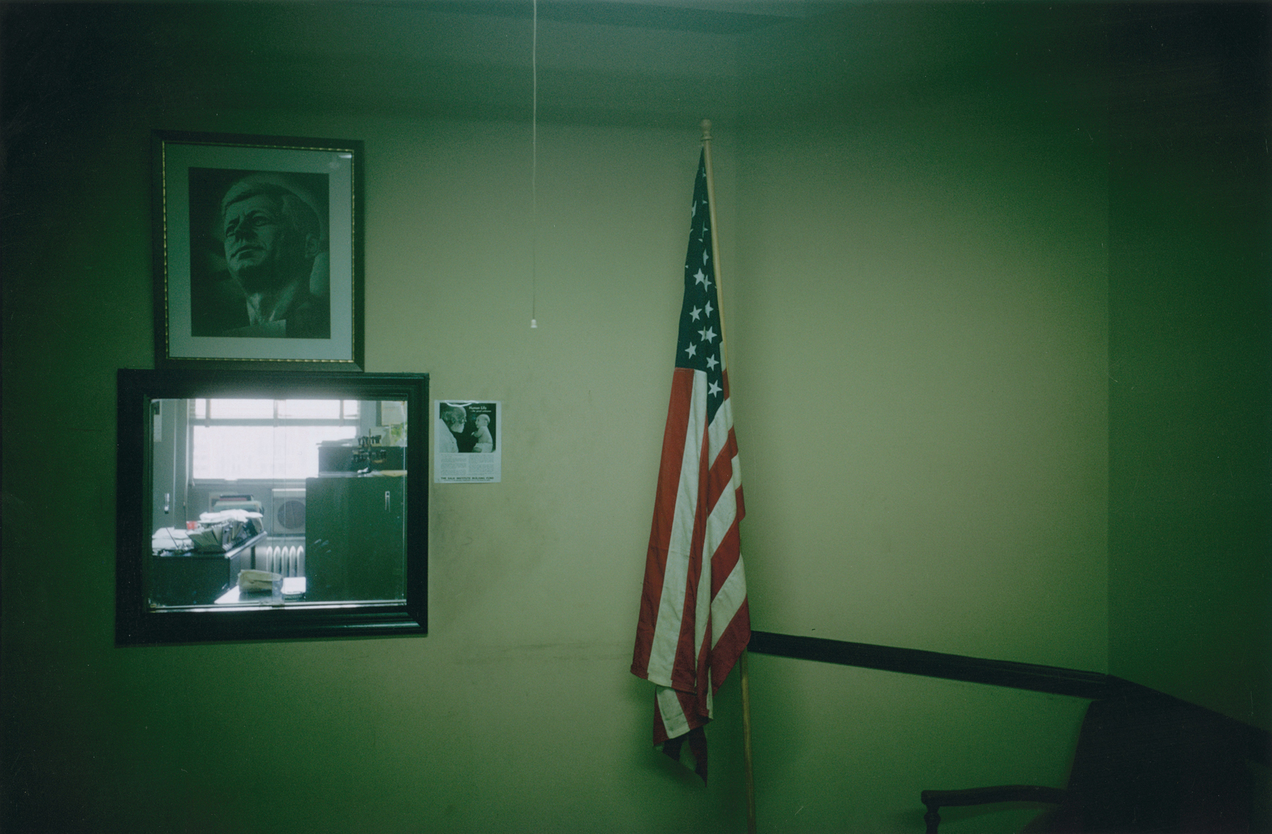 Joel Meyerowitz - 50 Years of Photographs Part I: 1962 - 1977 2012 Howard Greenberg Gallery