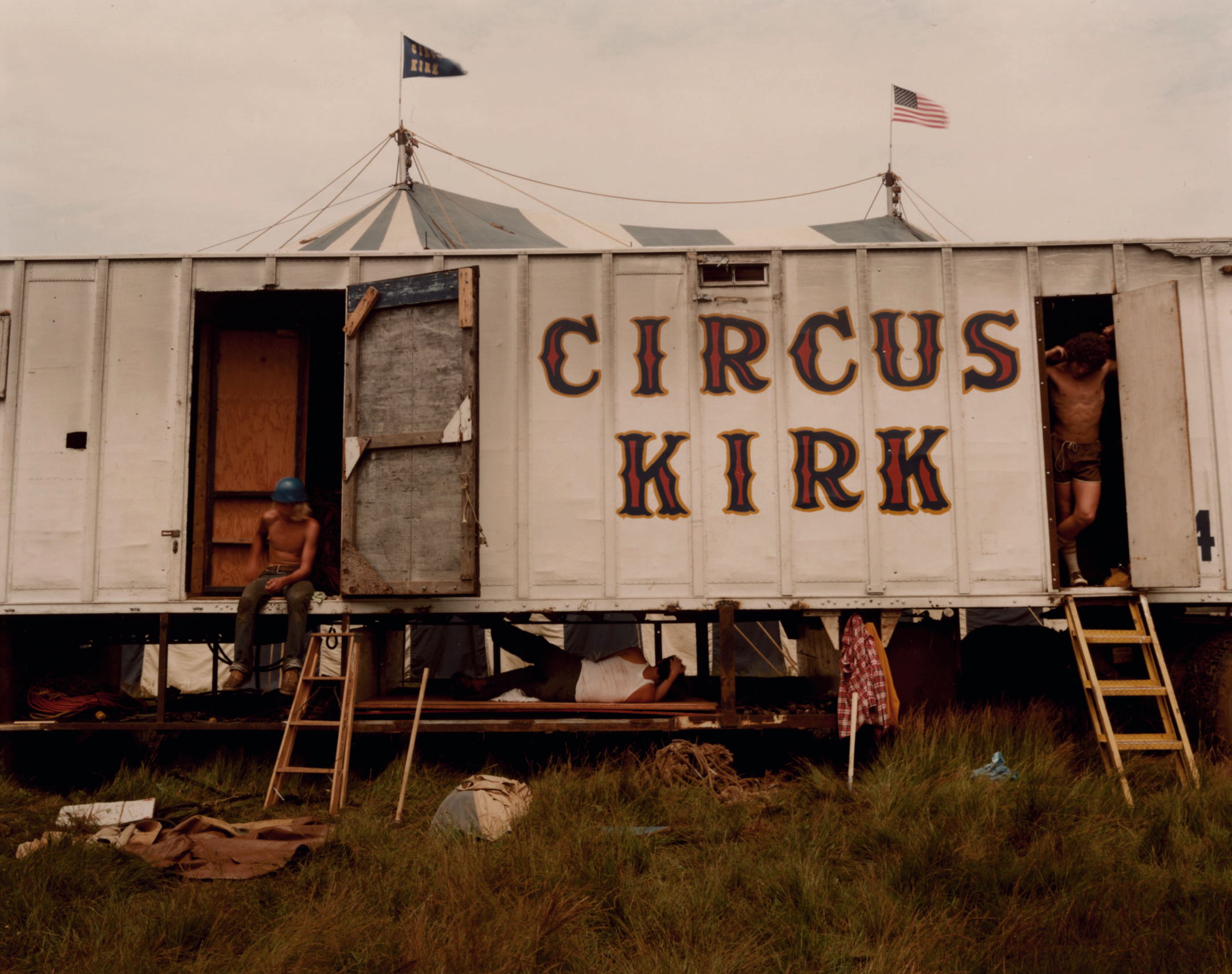 Joel Meyerowitz - 50 Years of Photographs Part II: 1976 - 2012 2012 Howard Greenberg Gallery