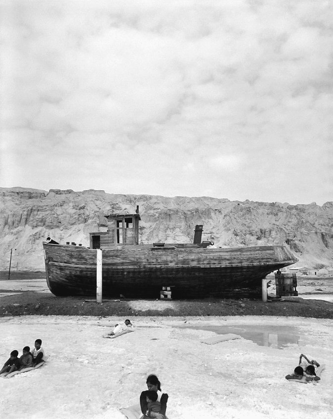 Frédéric Brenner: Exile at Home - Dead Sea Works, Israel, 1997 - Howard Greenberg Gallery
