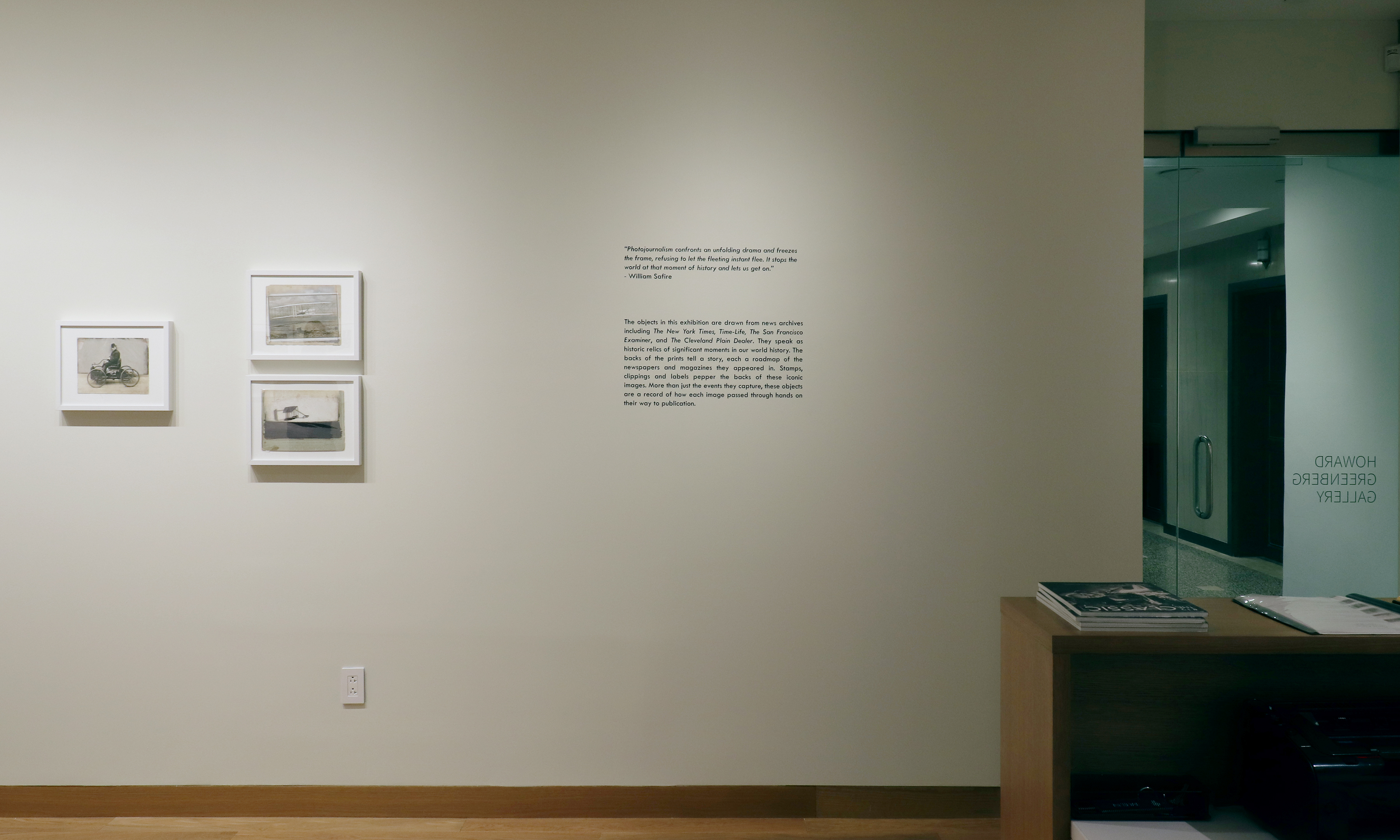 Howard Greenberg Gallery Extra Extra installation view