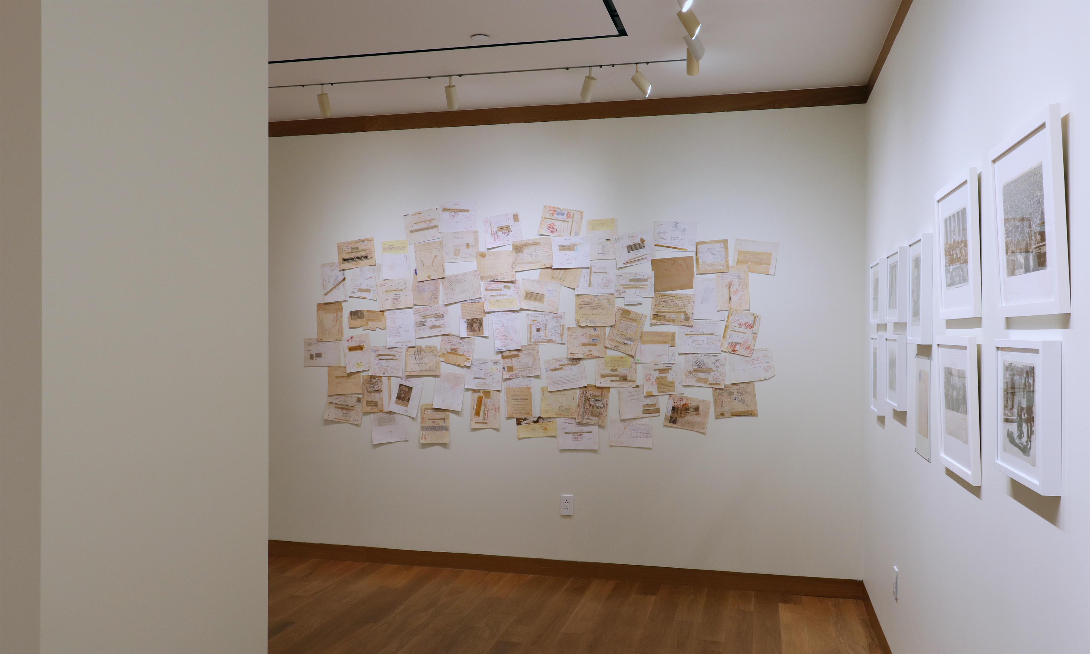 Howard Greenberg Gallery Extra Extra installation view