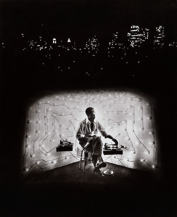 Gordon Parks Exhibition at Weinstein Gallery